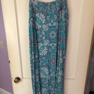 Long boho print skirt stretch waist medium